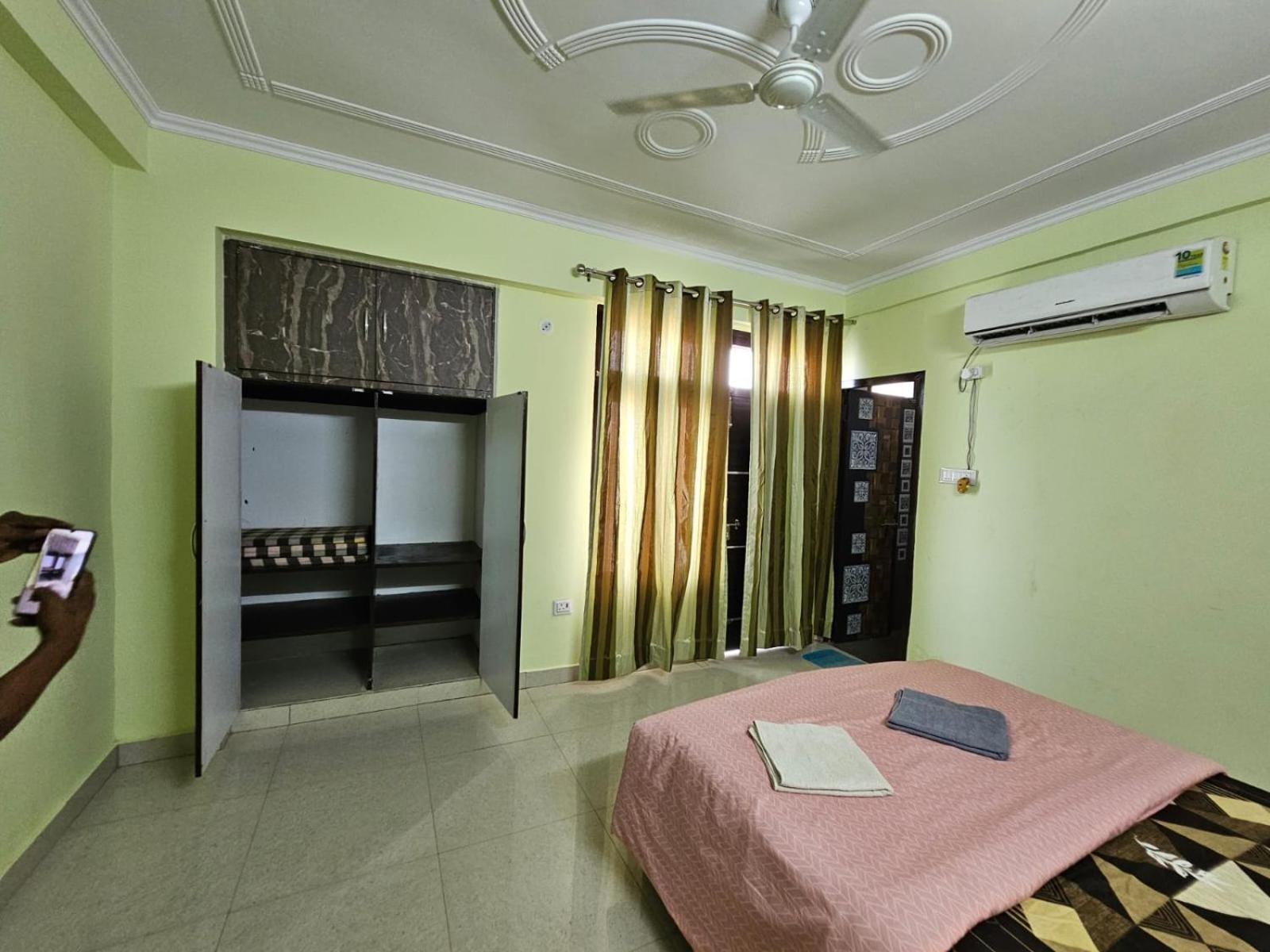 3 Bhk In Krishna Nagar Lko 201l Apartment Lucknow