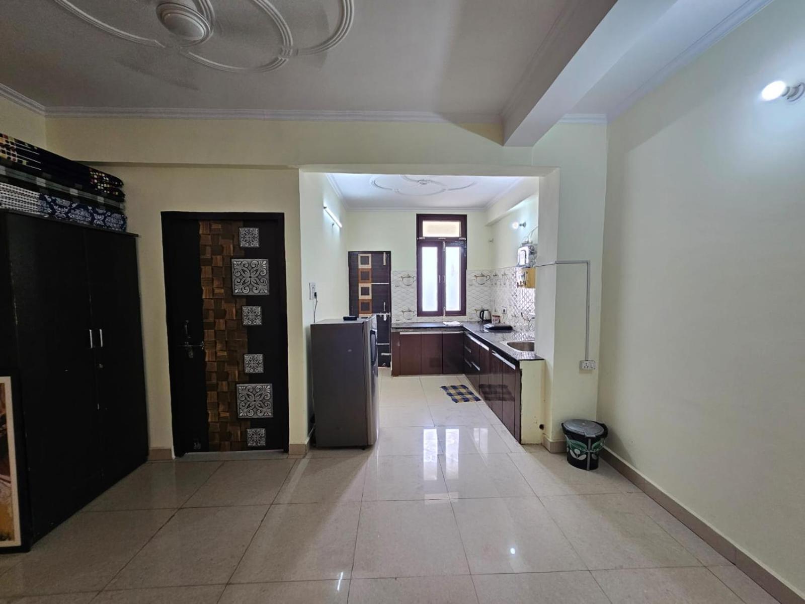 3 Bhk In Krishna Nagar Lko 201l Apartment Lucknow